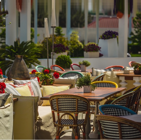 dining-terrace-open-restaurant-with-sofas-chairs-tables